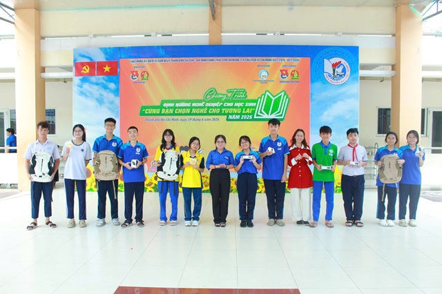 TP. HCM: Phường Đ&ocirc;ng Hưng Thuận tổ chức Chương tr&igrave;nh định hướng nghề nghiệp cho học sinh năm 2026