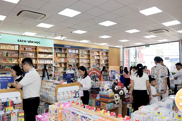 Khai trương nh&agrave; s&aacute;ch FABICO Đồng Nai trị gi&aacute; 7 tỷ đồng