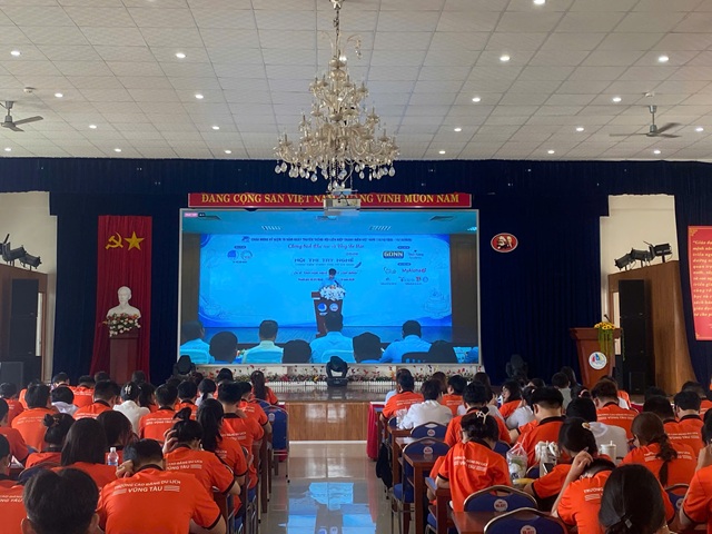 Hơn 300 th&iacute; sinh tranh t&agrave;i tại Hội thi l&agrave;m b&aacute;nh