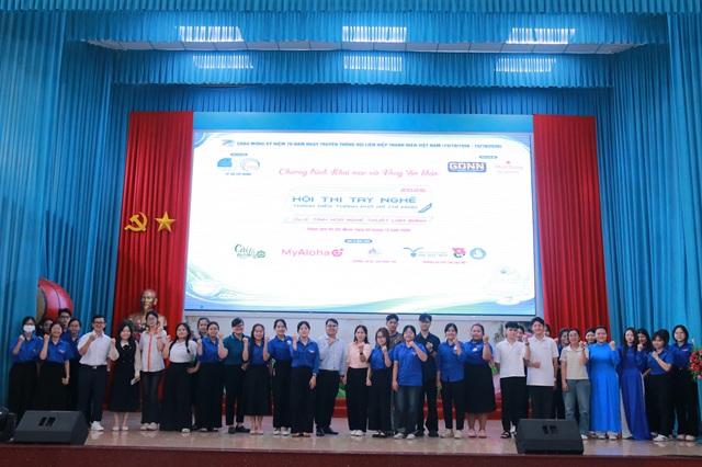 Hơn 300 th&iacute; sinh tranh t&agrave;i tại Hội thi l&agrave;m b&aacute;nh