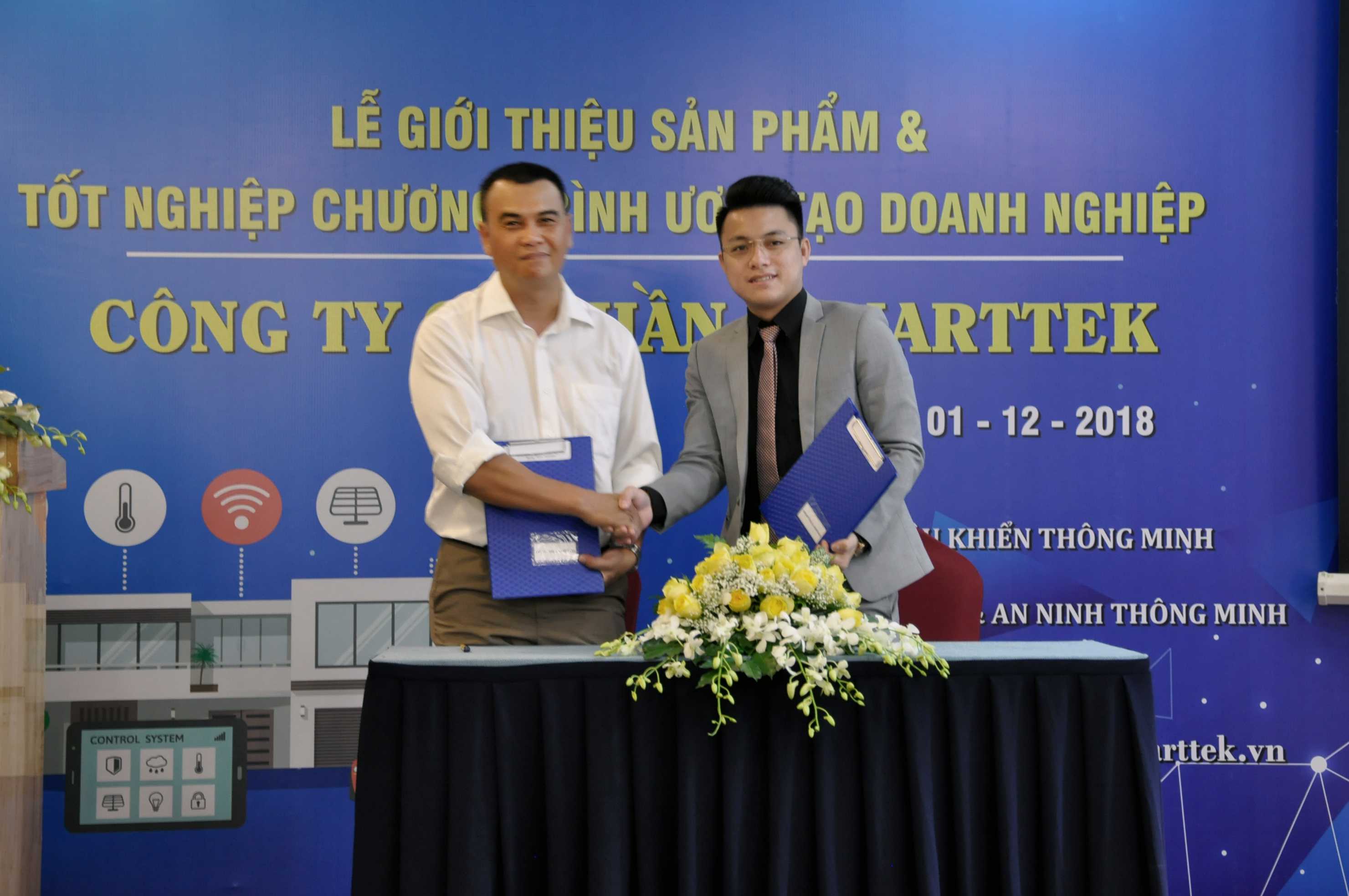 Lễ ký kết đối tác chiến lược giữa Landmark Holding và Vsmarttek