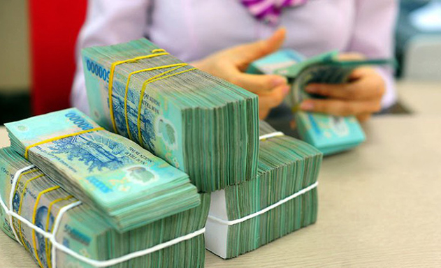 Kỷ lục lãi suất huy động liên tục bị xô đổ