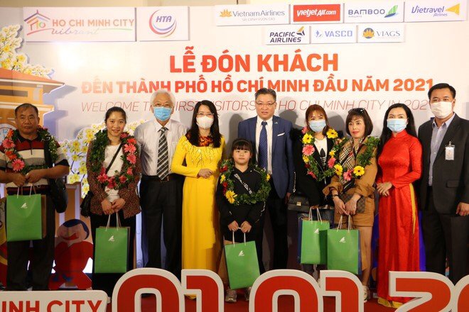 Thành phố Hồ Chí Minh chào đón khách du lịch đầu năm 2021