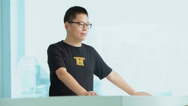 CEO realme công bố định vị thương hiệu mới, đưa ra logo và khẩu hiệu mới “Make it real. - Biến mọi ý tưởng thành hiện thực”