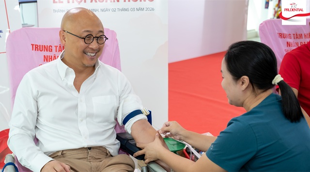 Tập thể nhân viên, tư vấn viên Prudential khởi đầu năm mới ý nghĩa bằng hoạt động hiến máu