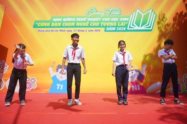 Hơn 400 em học sinh tham gia Chương trình Định hướng nghề nghiệp năm 2026