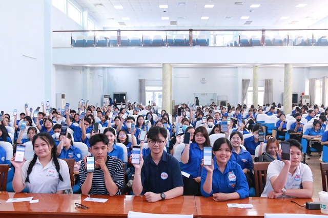 Hơn 300 thí sinh tranh tài tại Hội thi làm bánh